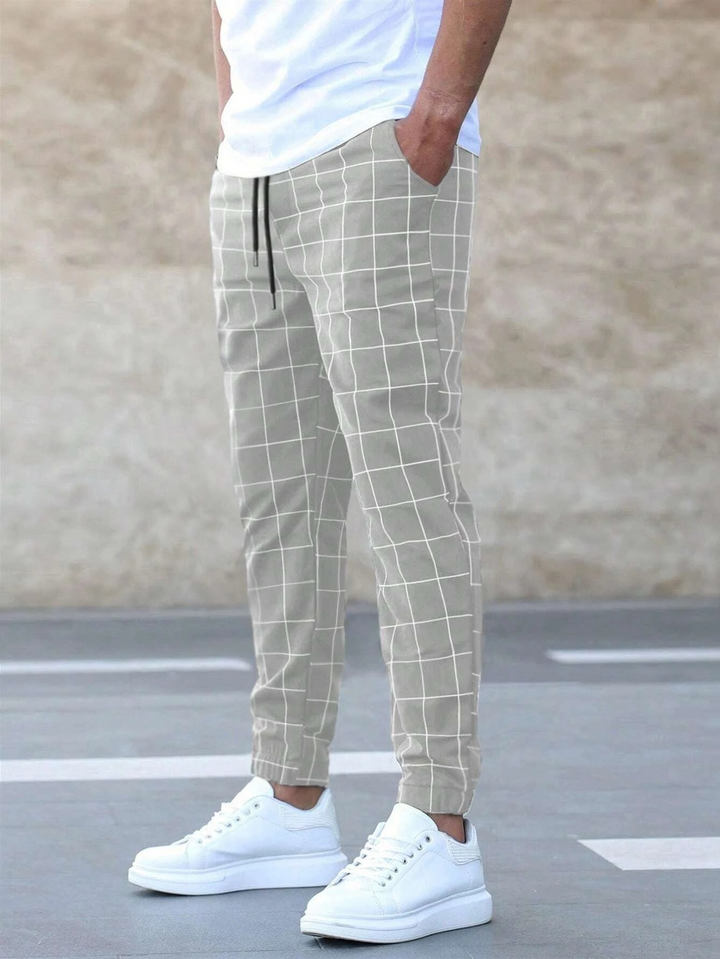 Comfortable Everyday Checkered Trousers for men