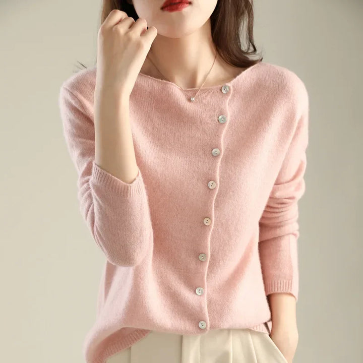 Marie | Knitted cardigan with elegant buttons