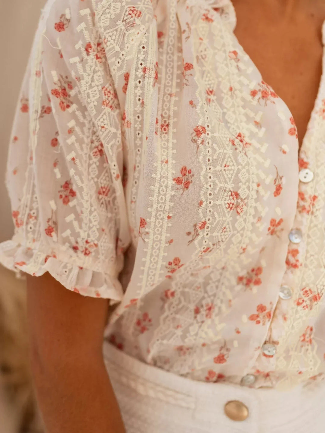 Elina™ — Floral Blouse with Summer Charm